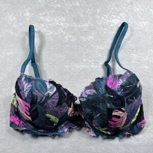 Pink Victorias Secret Bra Size 32D Lace Date Straps Adjustable